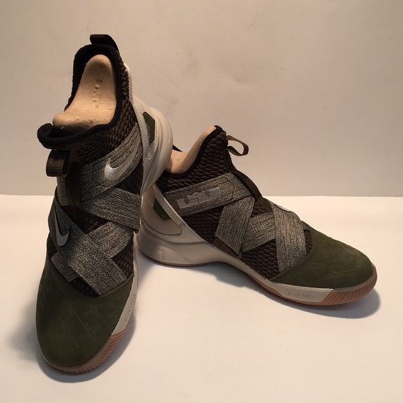 Nike Other - Nike Men's Lebron Soldier XII Basketball Shoe 10